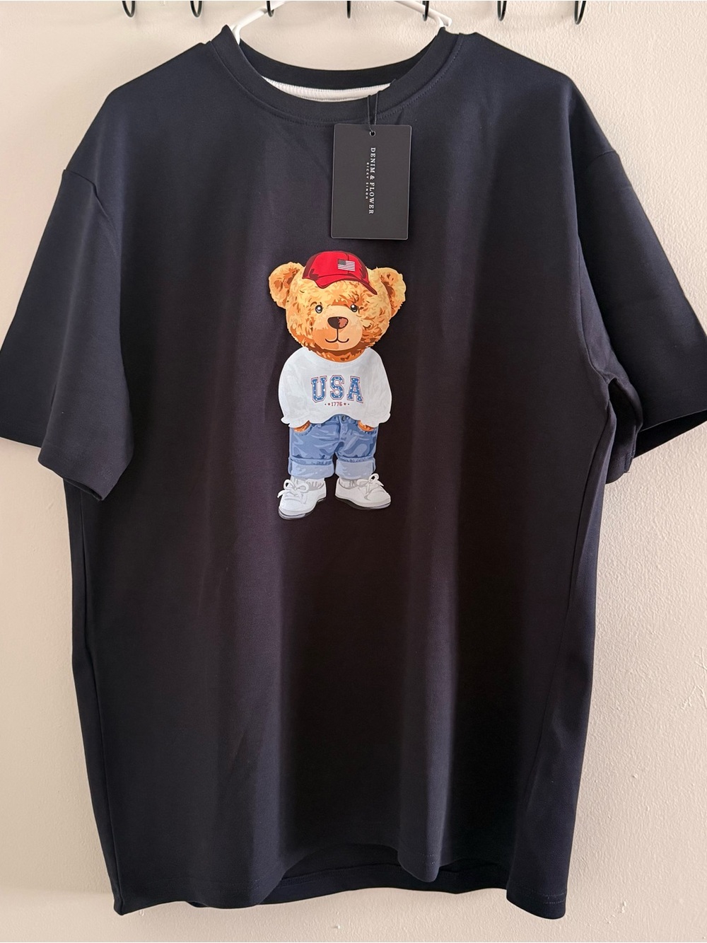 Denim & Flower Ricky Singh Bear Graphic USA Relaxed Fit Navy Blue T-Shirt Men M